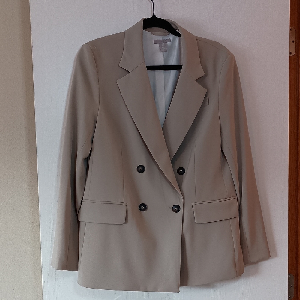 H&M Classic Beige Double-Breasted Blazer